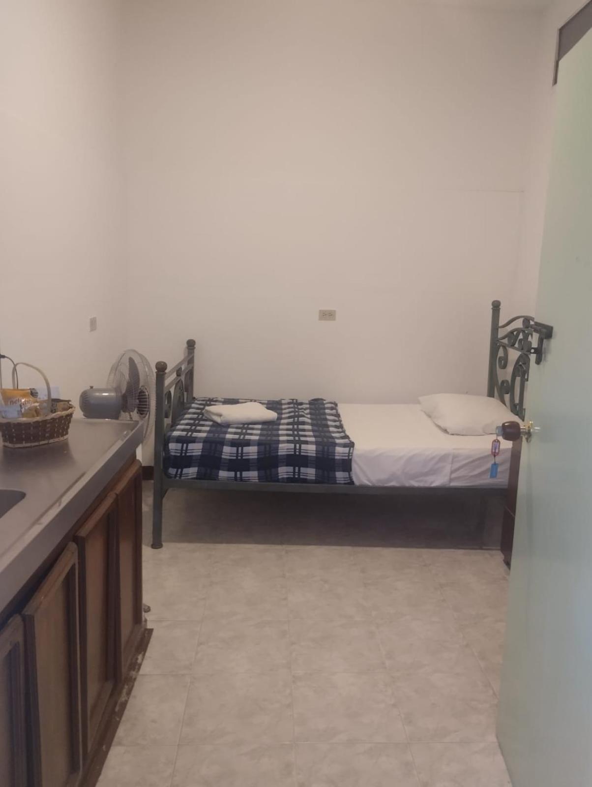 Sandalio Hostal Cali