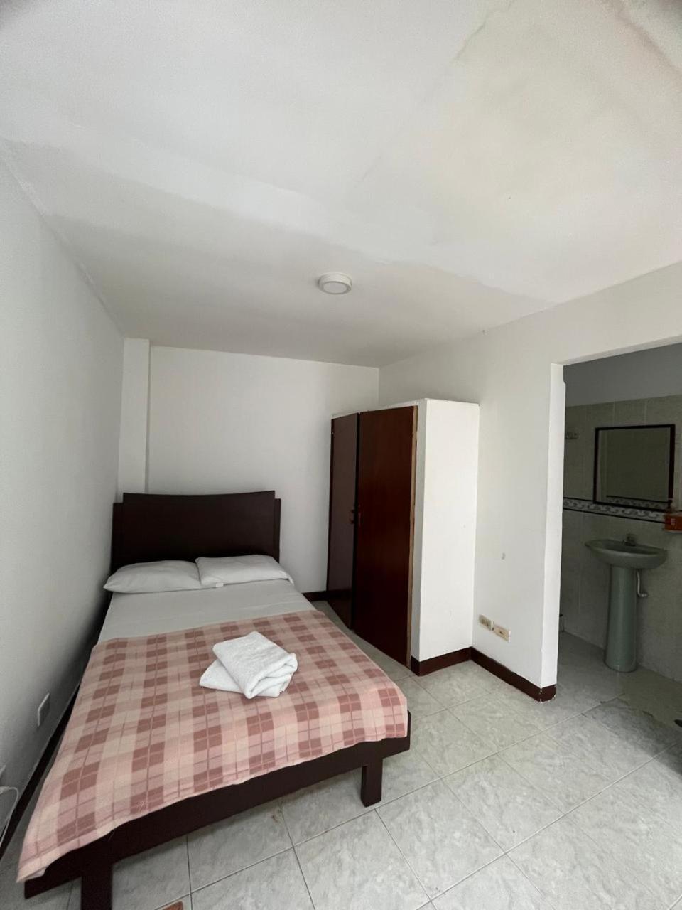 Hostal Sandalio *