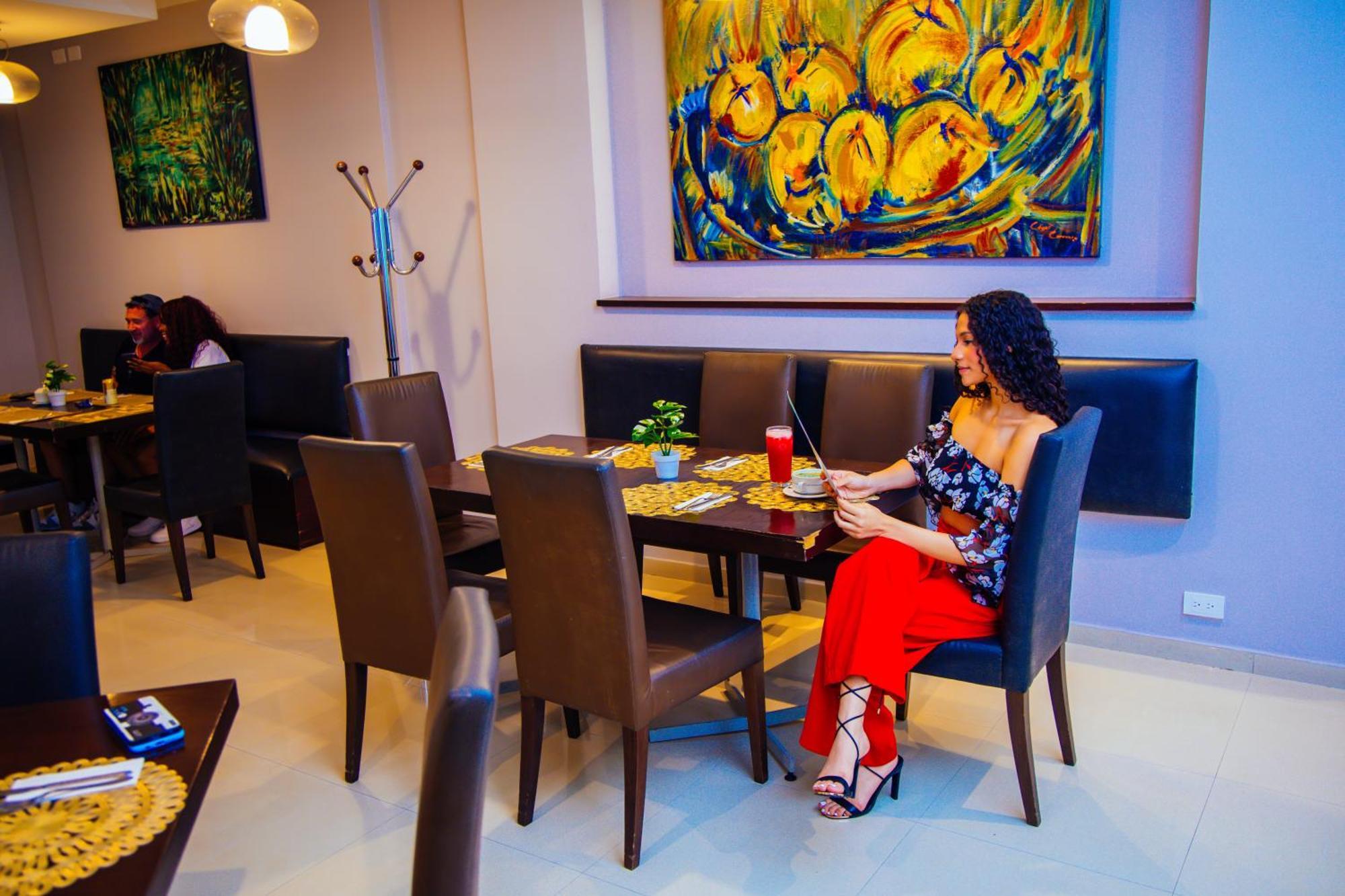 Plaza Américas Hotel 4*