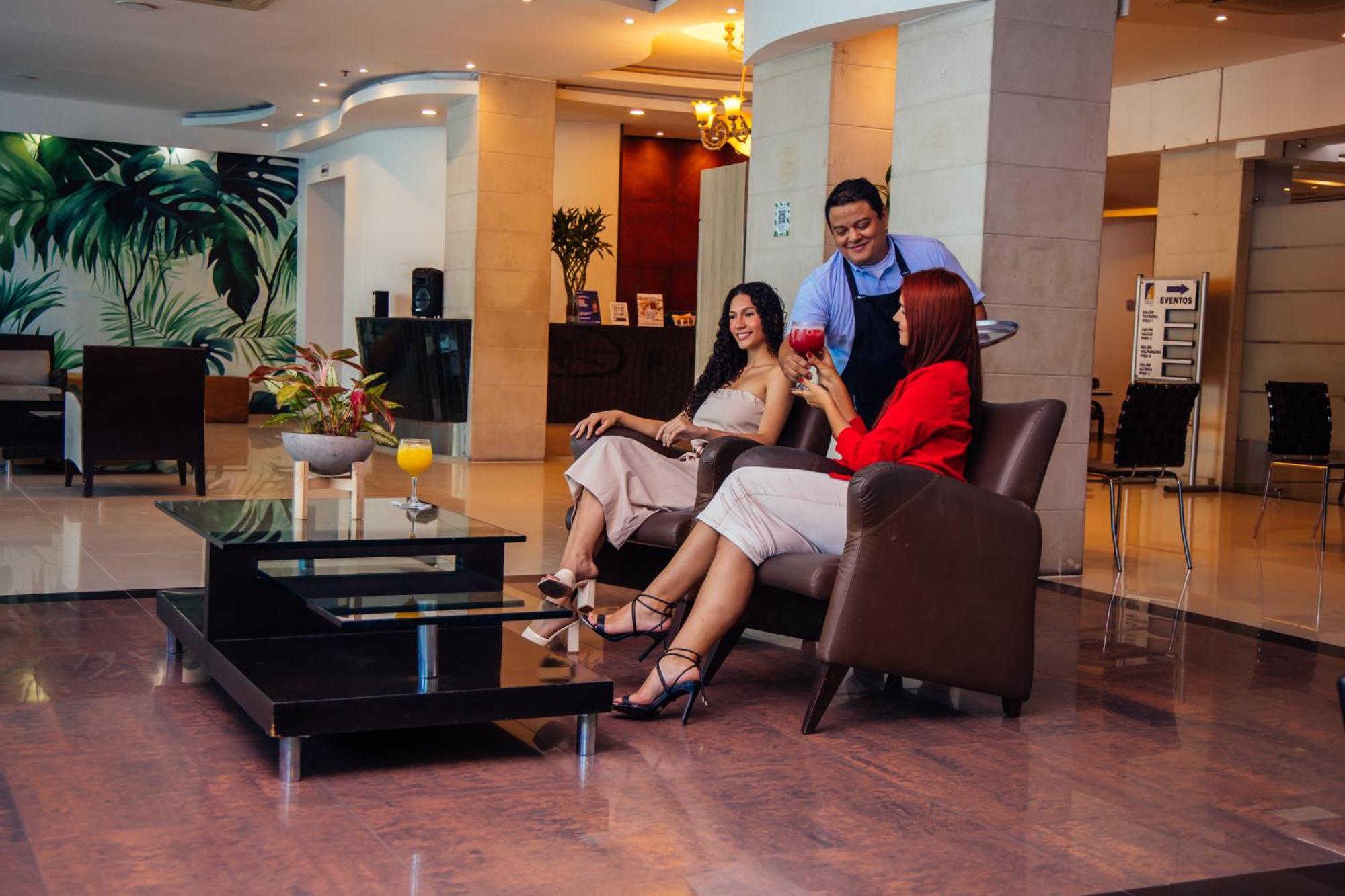 Plaza Américas 4* Cali