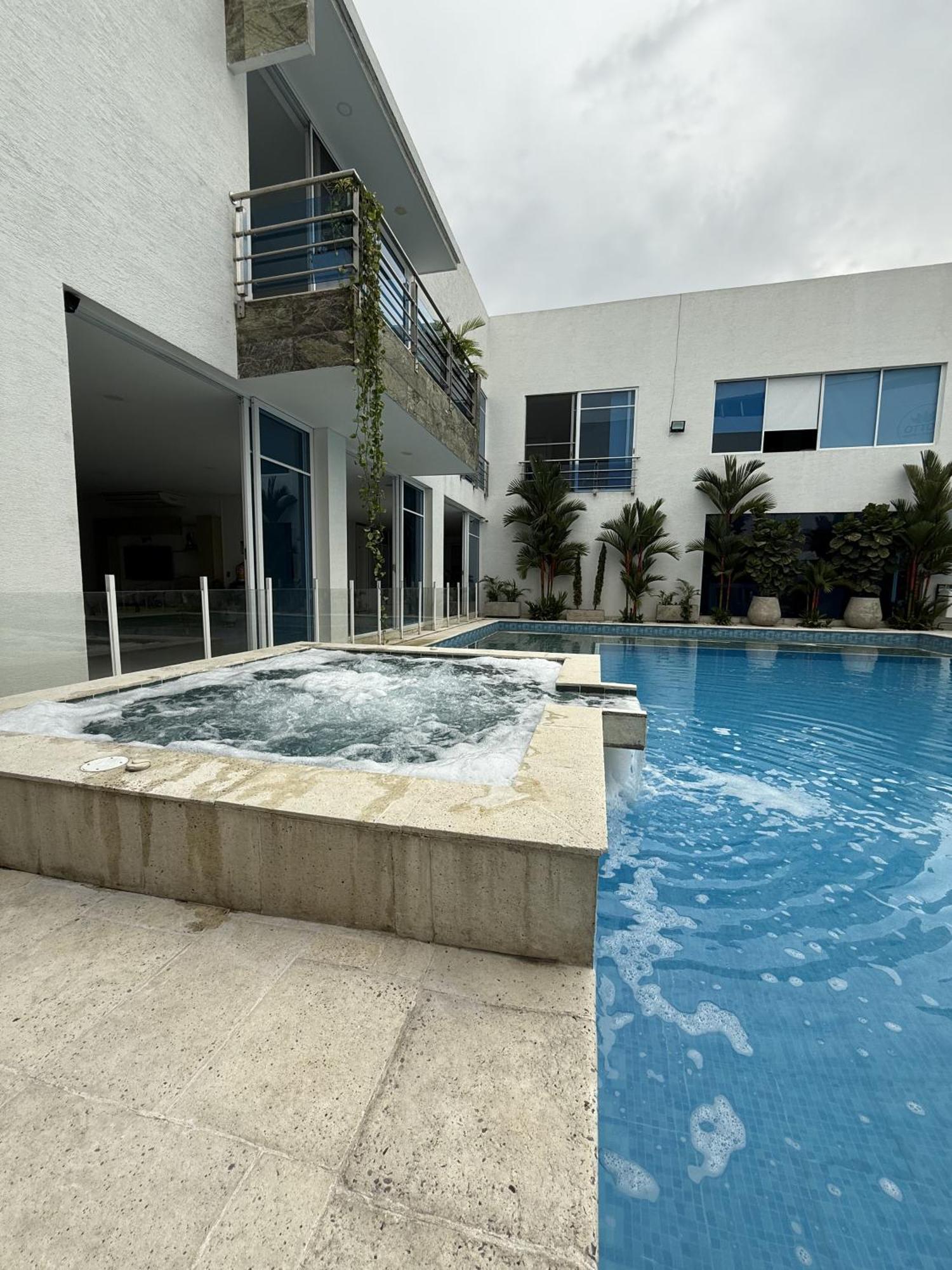 Lotto Boutique Hotel Cali