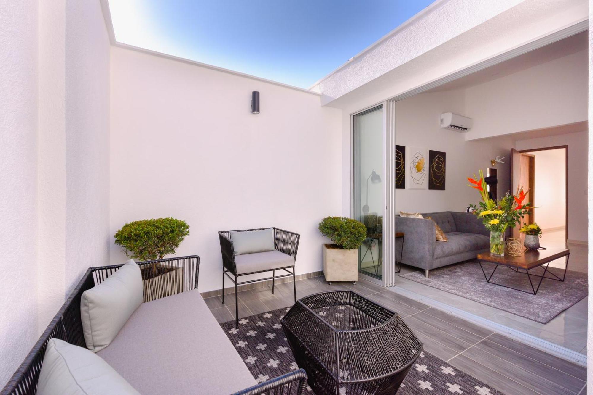 Apartamento Cal Suites, Aptos Equipados En La Mejor Zona De Granada En - Colombia