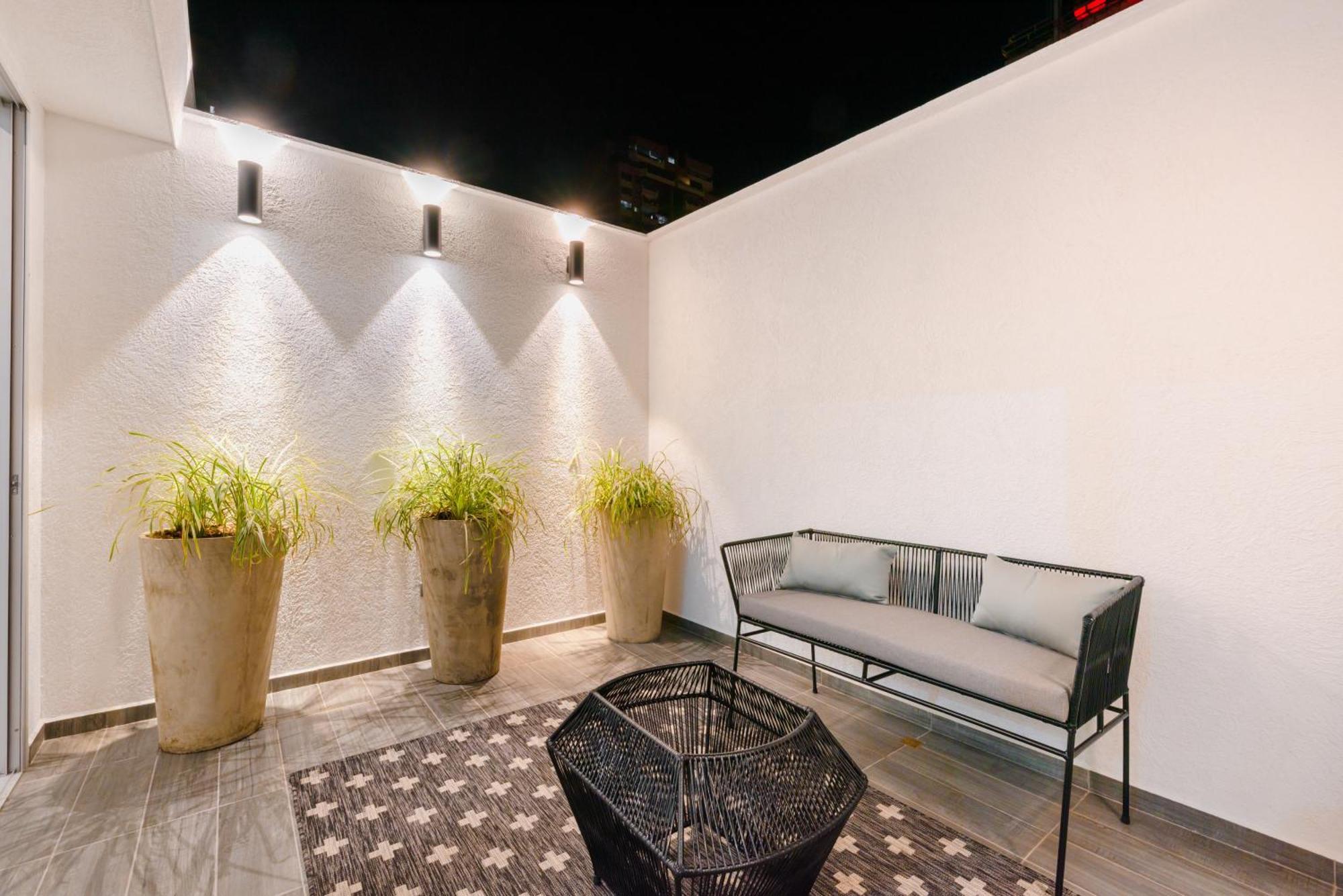 Apartamento Cal Suites, Aptos Equipados En La Mejor Zona De Granada En - Colombia Cali