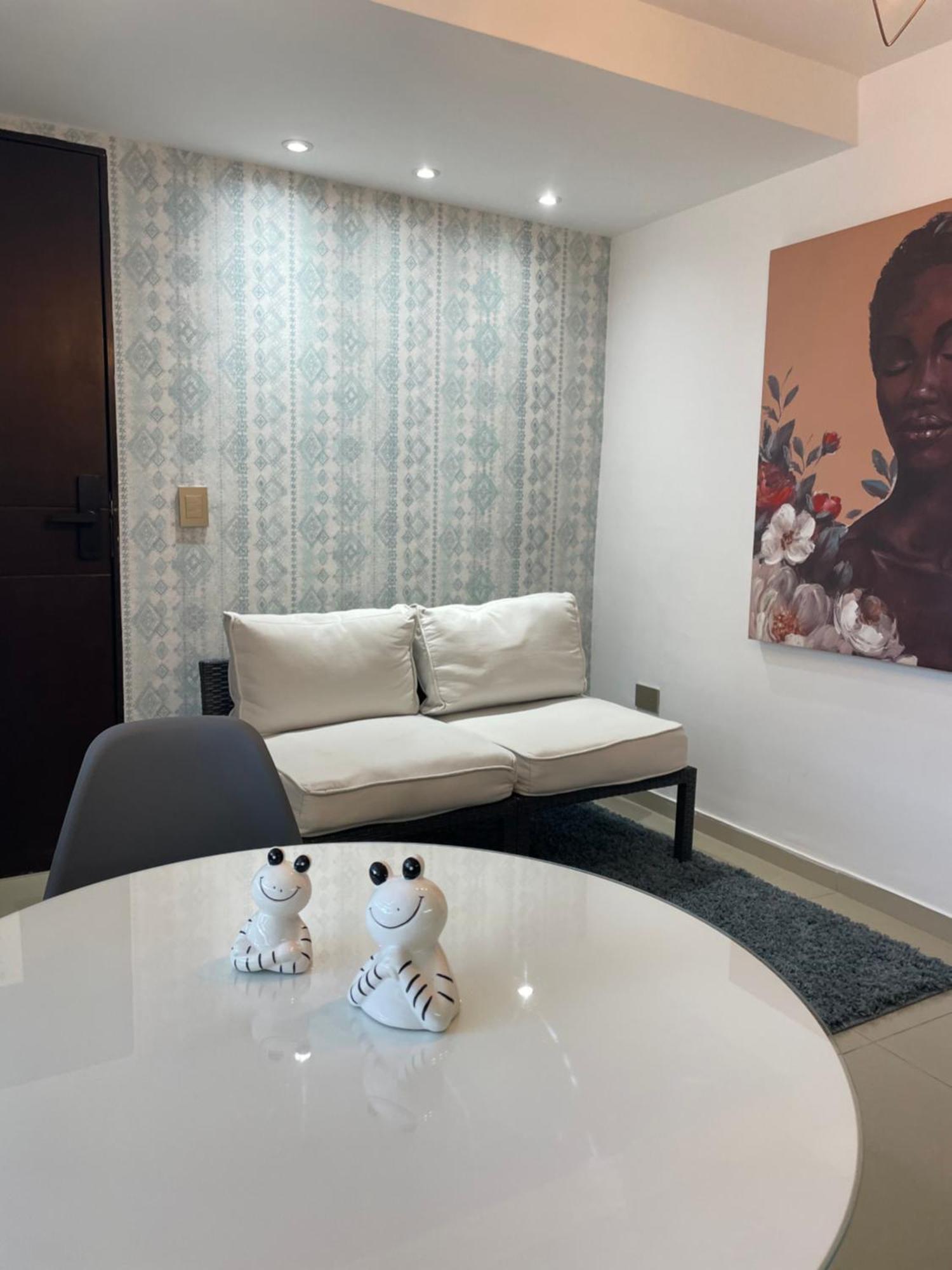 Luxury Liv Gran Limonar * Cali