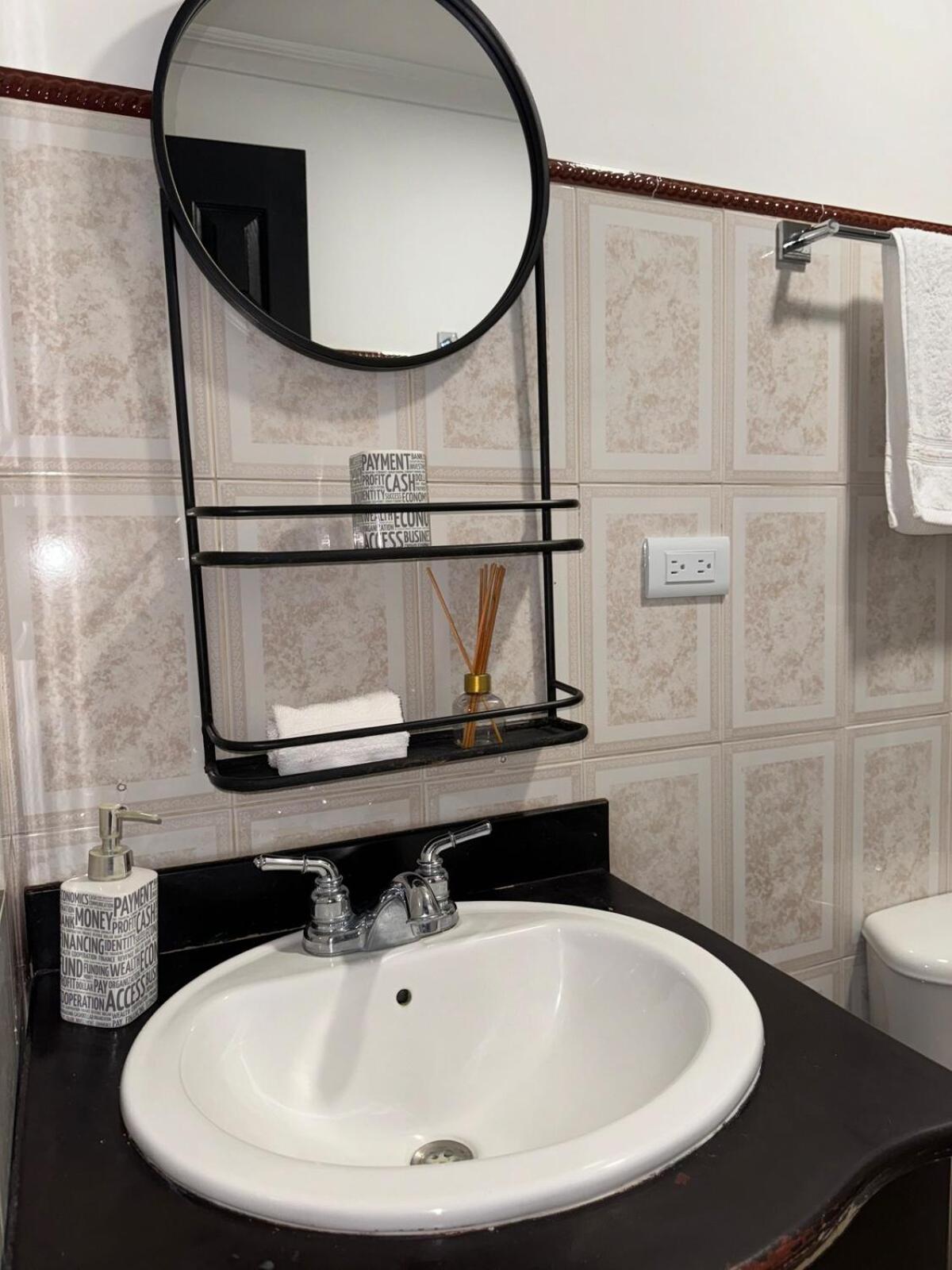 Ciudad Jardin, Cerca Club Campestre Apartamento Cali