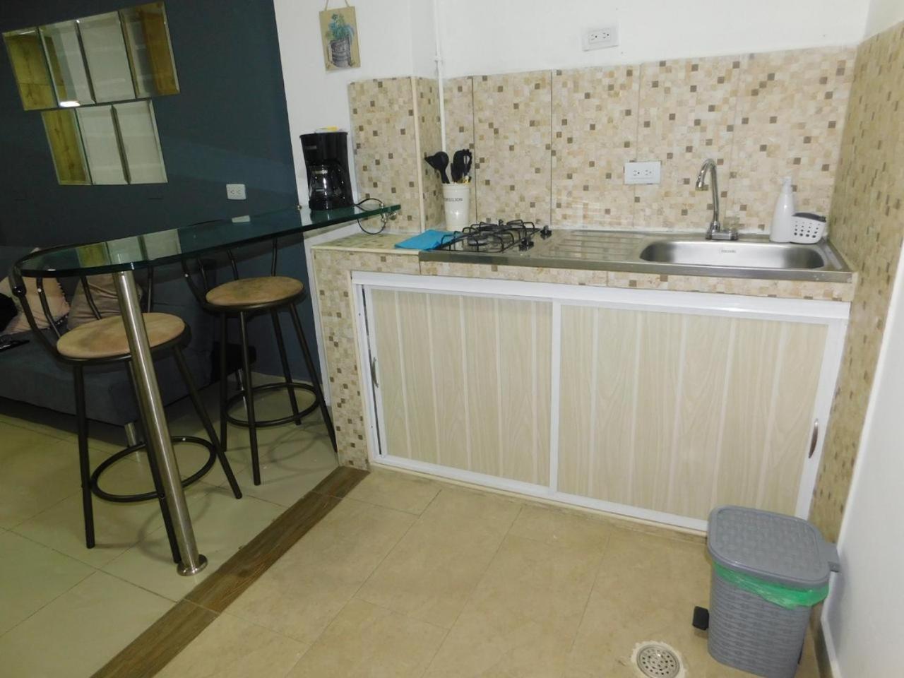 102 En Apartamento *