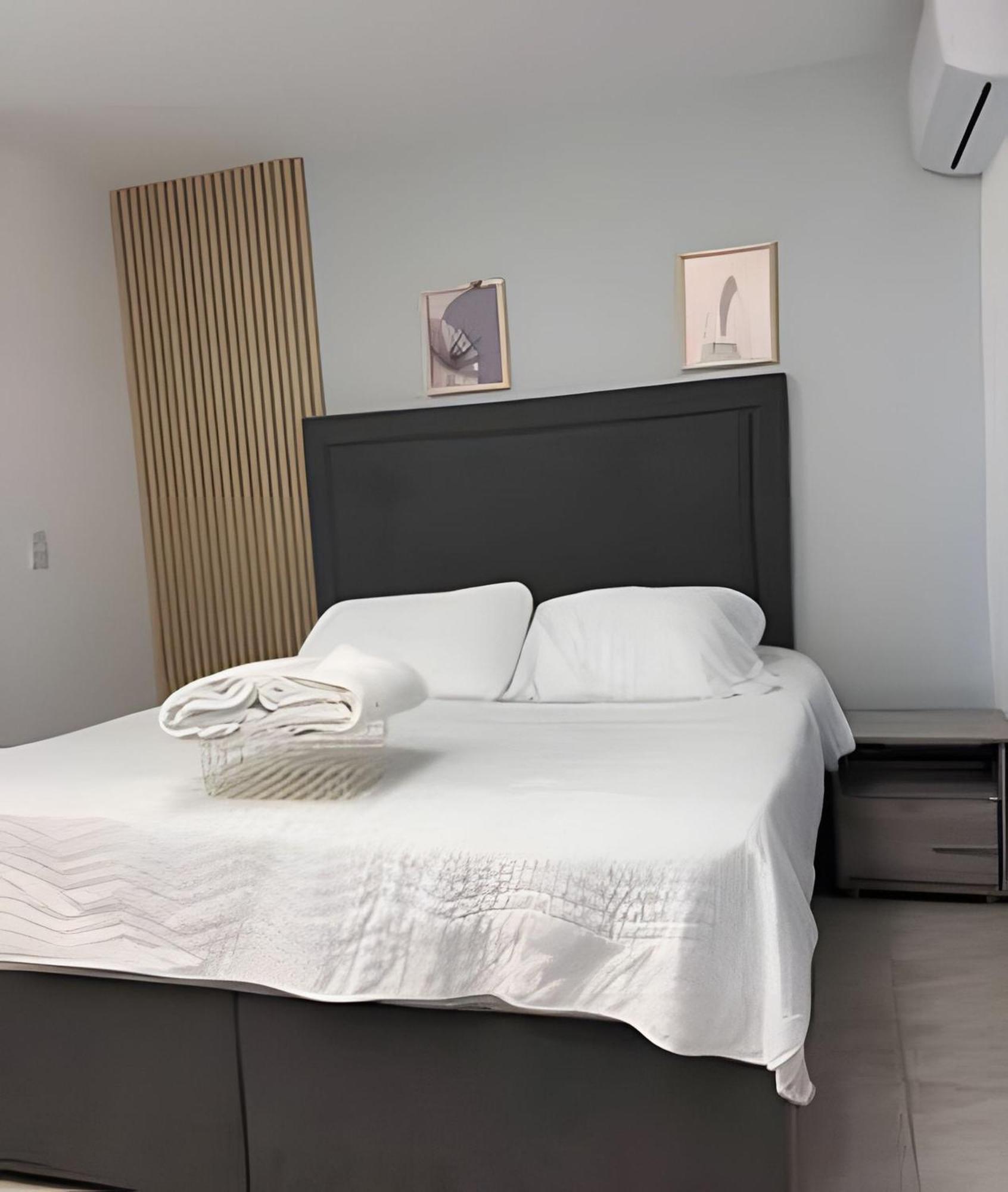 Moderno Edifico En El Sur De Apartamento