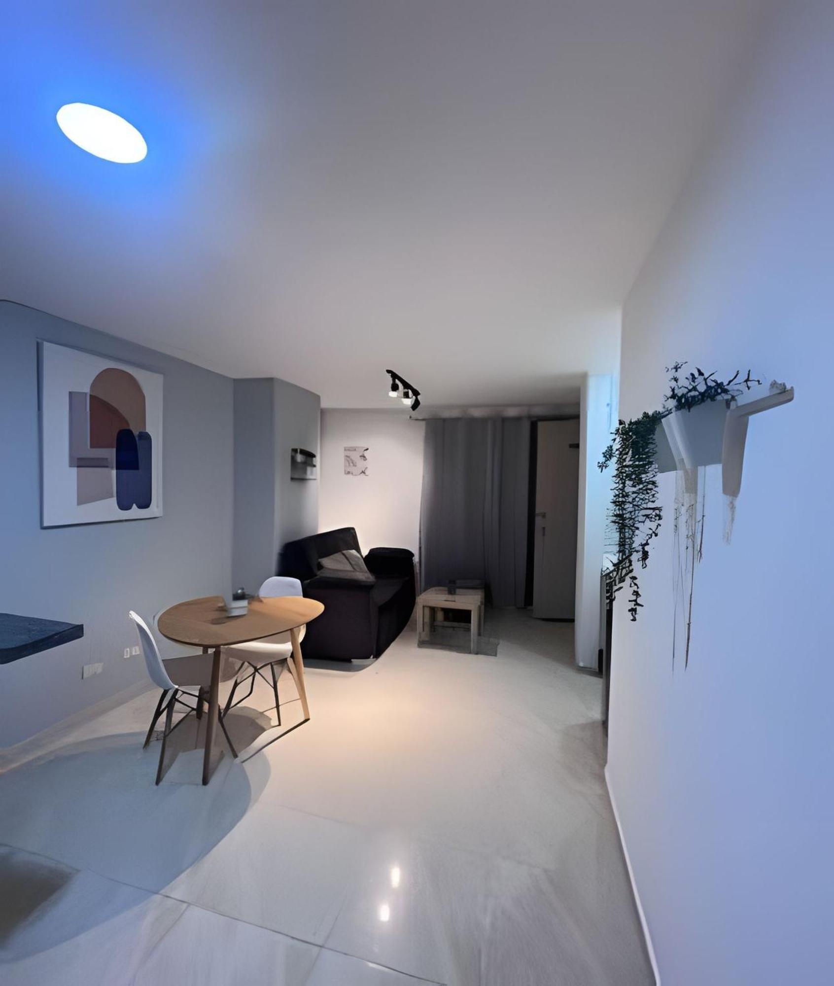 Apartamento Moderno Edifico En El Sur De *