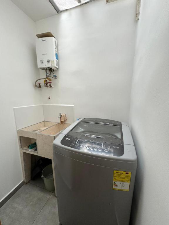Area Medica Imbanaco Apartment *