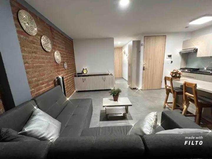 Area Medica Imbanaco Apartment Cali