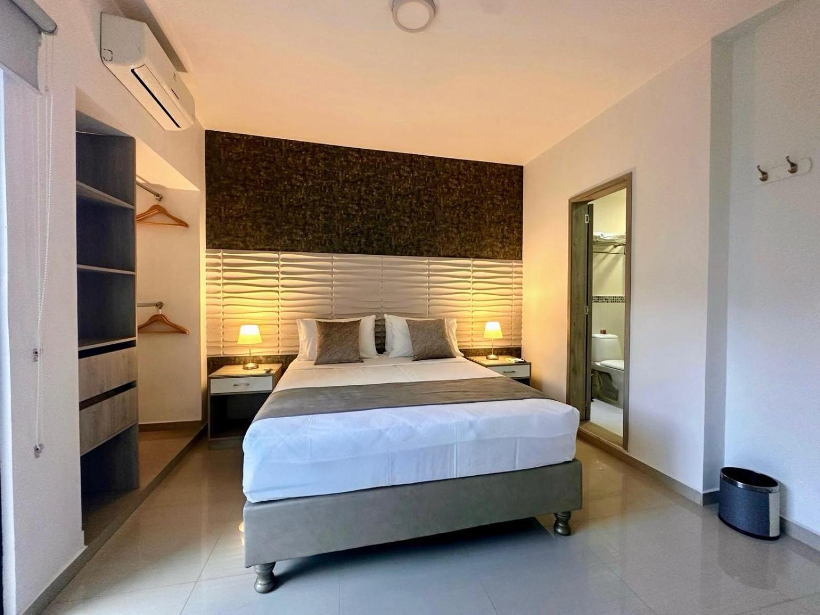 On Apartasuites Aparthotel 4*