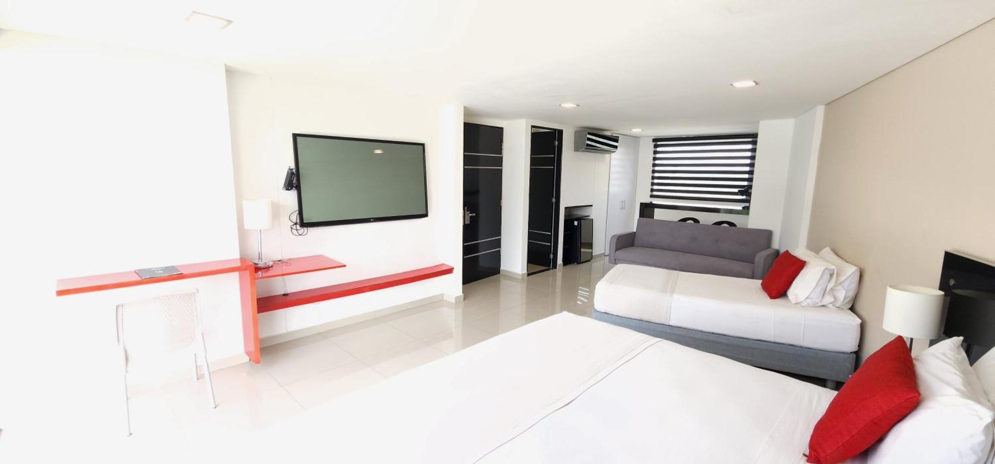 Hotel Blue 66 Cali