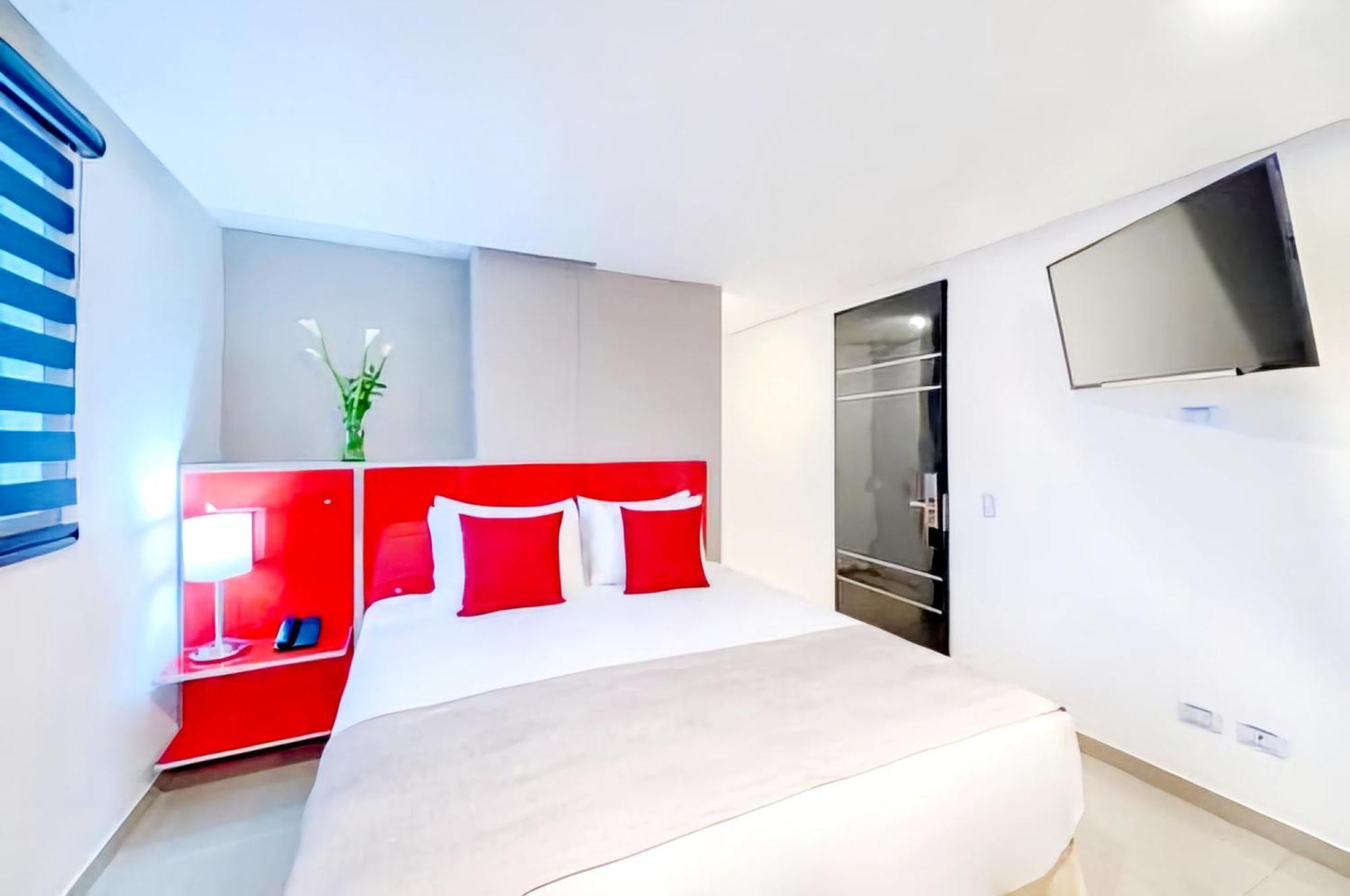 Hotel Blue 66