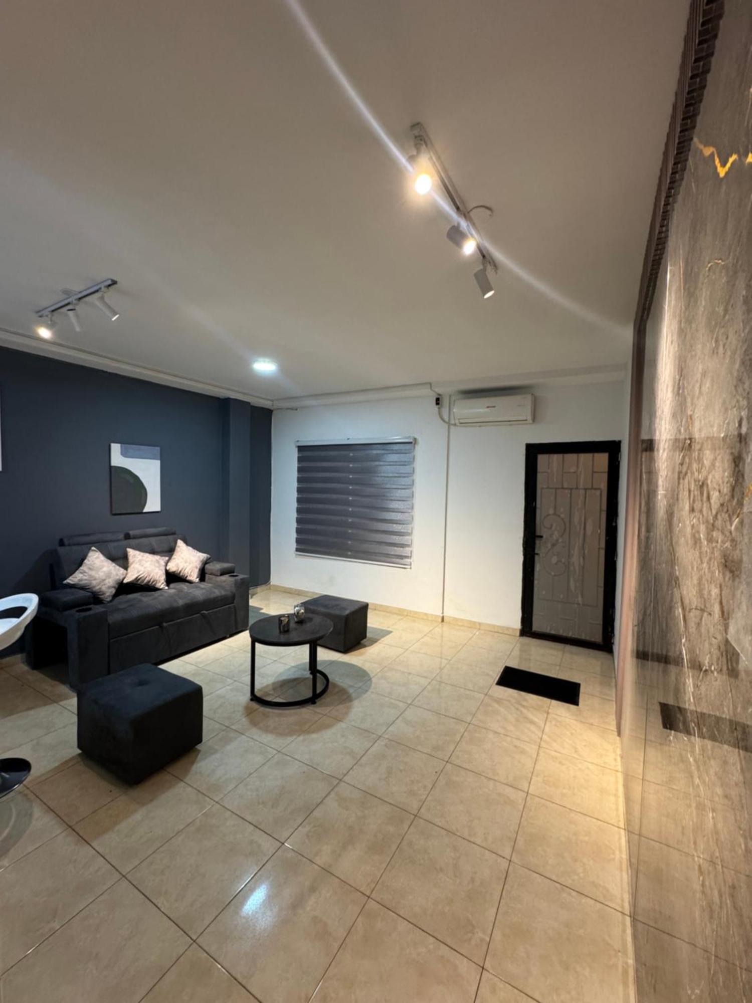 Apartment 101 *