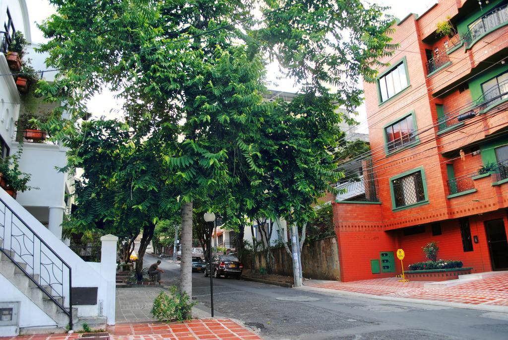 Hostal Casa Miraflores *