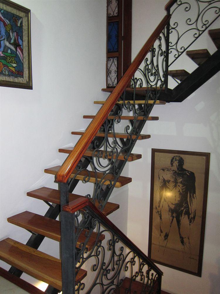 Hostal Casa Miraflores *