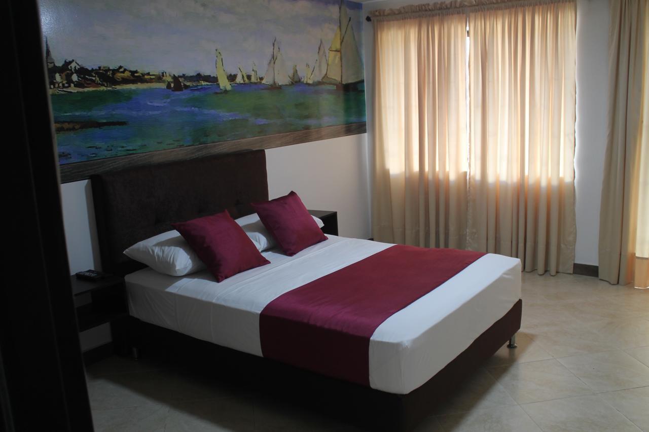 Monet Hotel