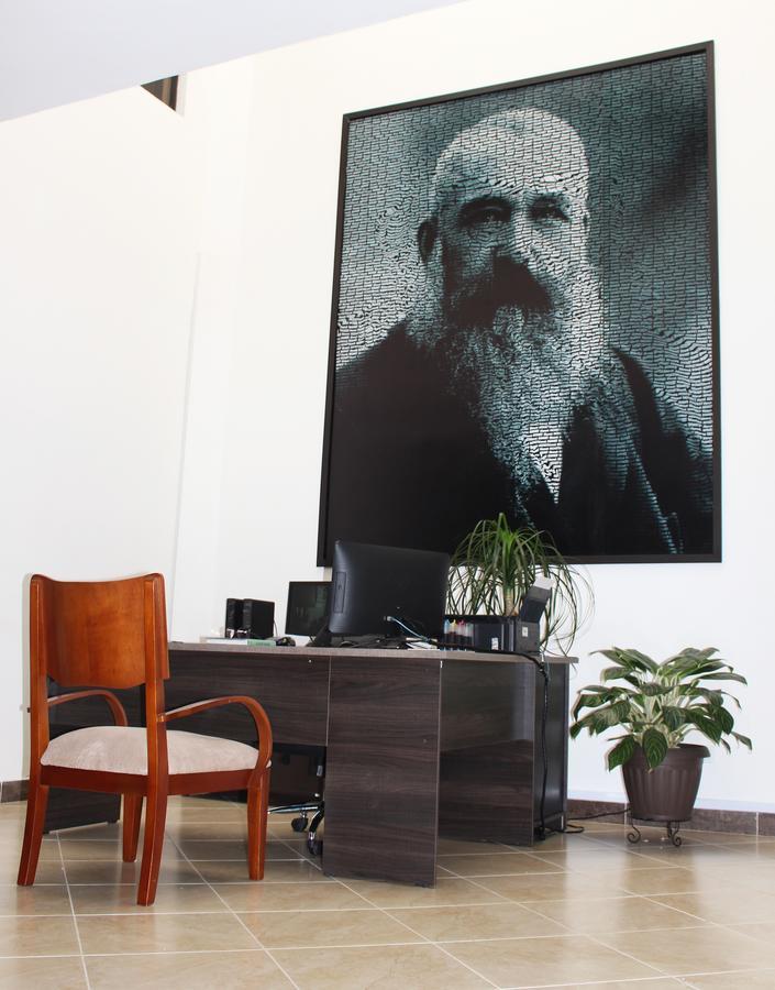 Hotel Monet 2*