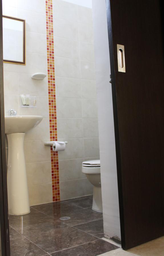 Hotel Monet 2*