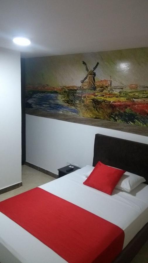 Monet Hotel