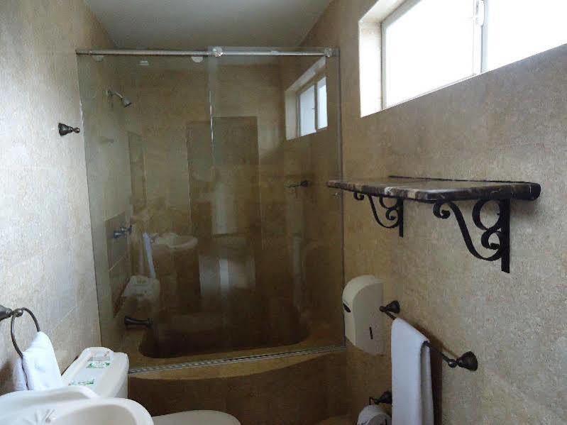Hotel Granada Cali