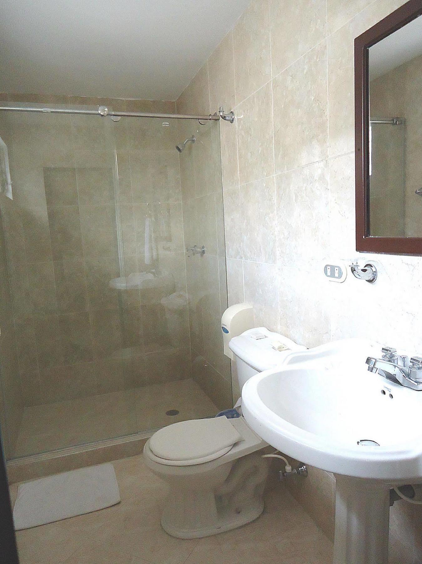 Hotel Granada Cali
