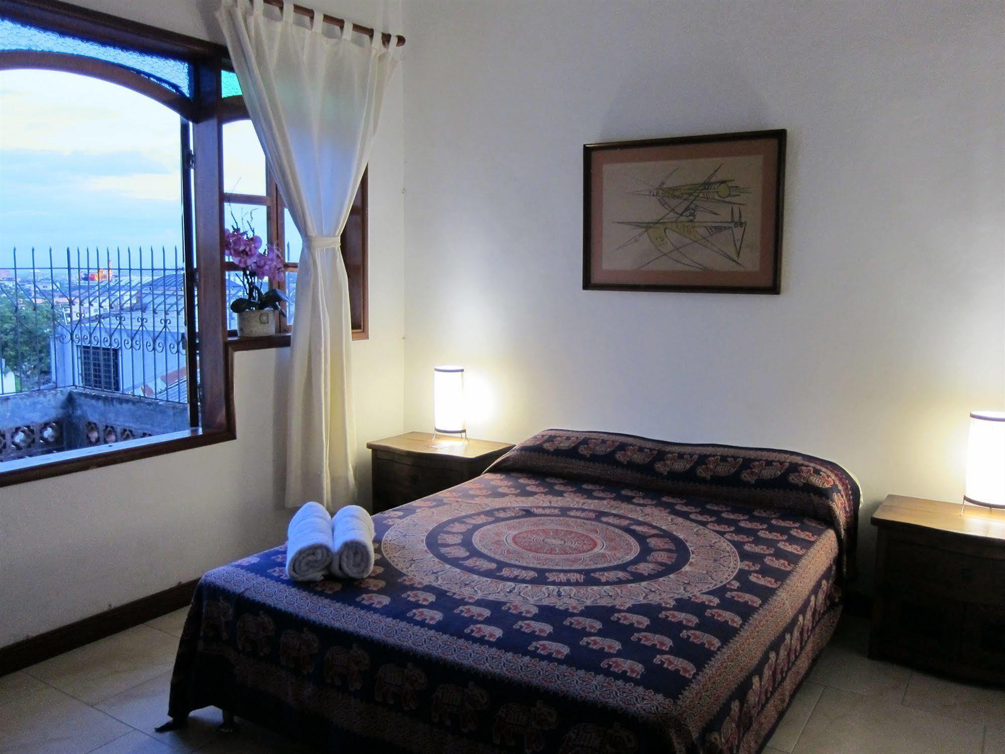Hostal Casa Miraflores Cali