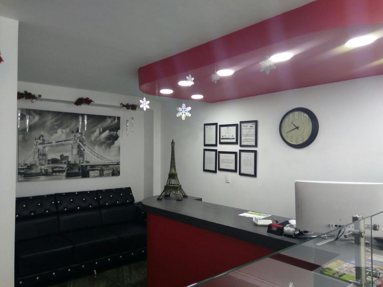 Torre De Granada Hotel 3*