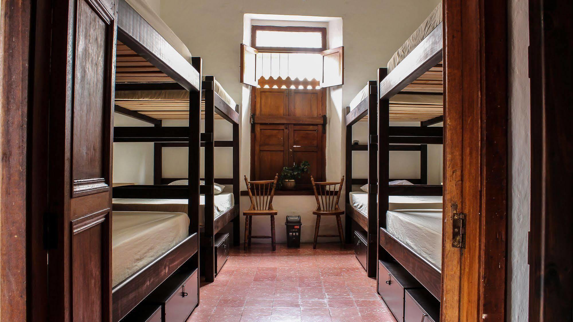 Hostal Kingbird