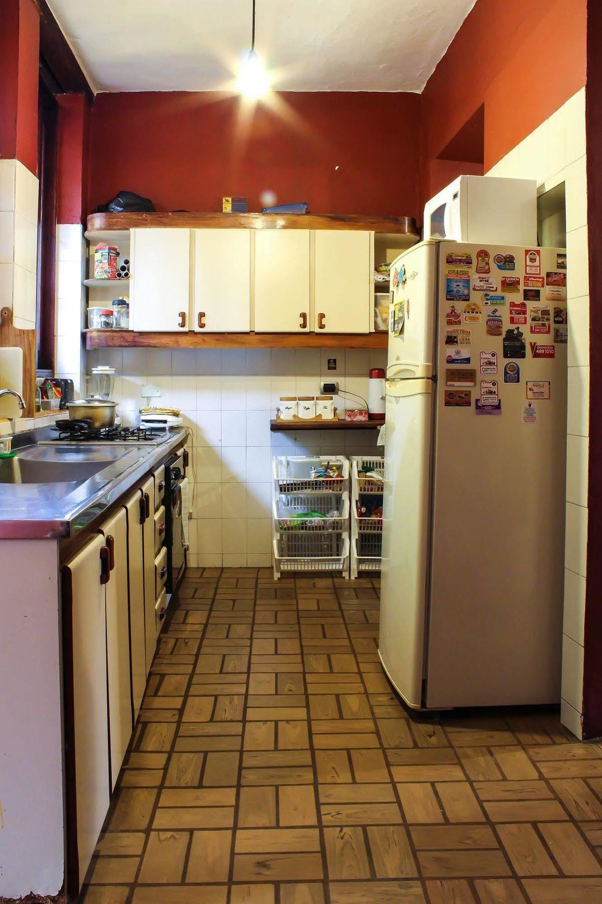 Kingbird Hostal *