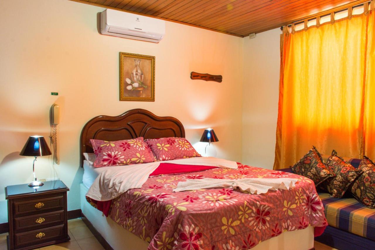 Hotel D' Oscar Cali