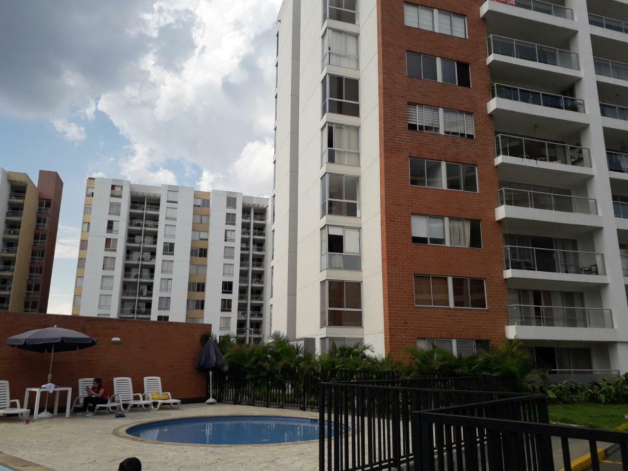 Conjunto Residencial Capriani Apartment *