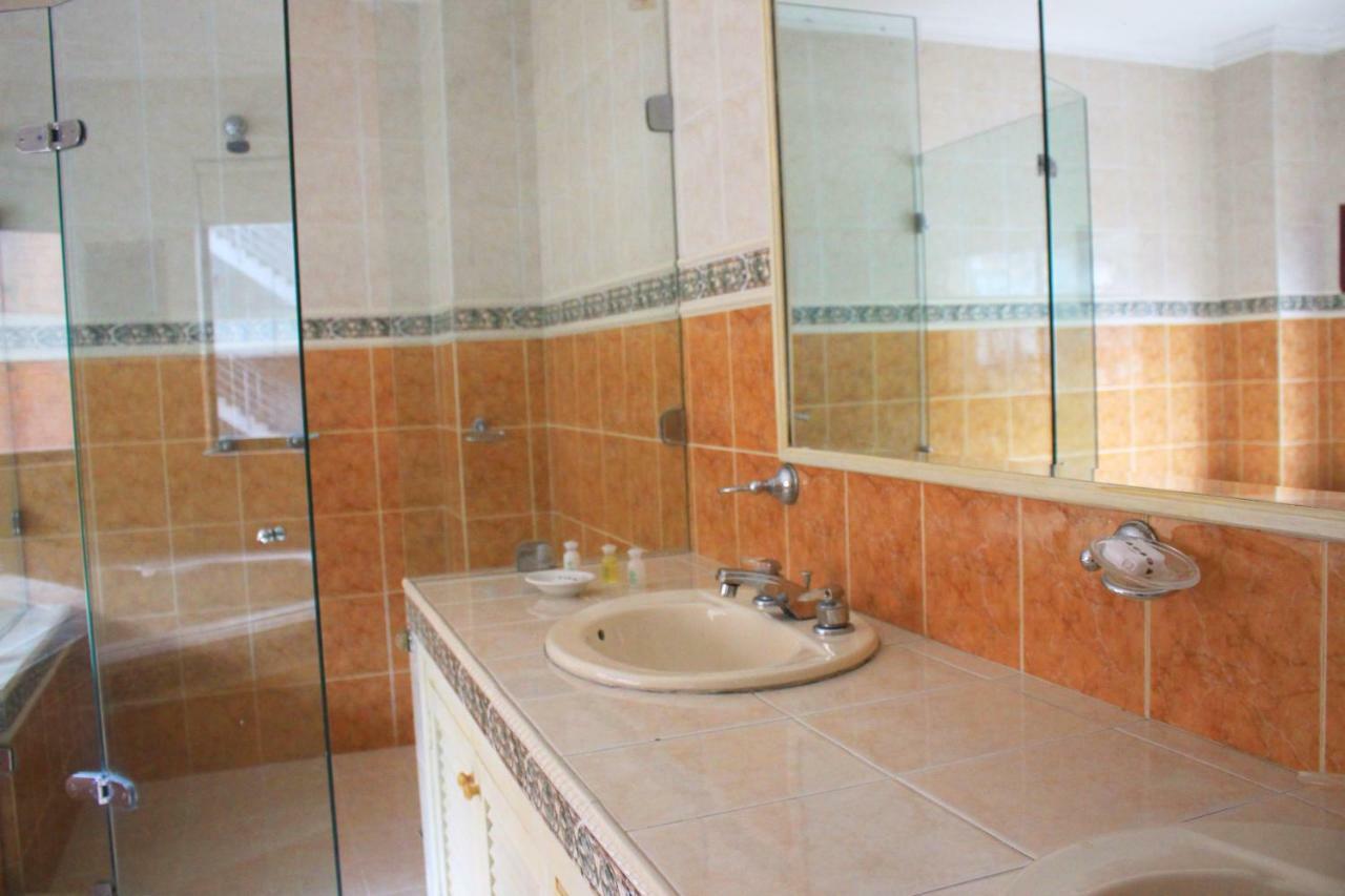 Apartahotel Suites House Centenario
