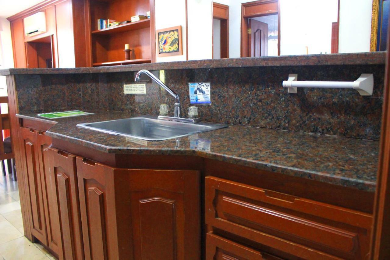 Suites House Centenario Apartahotel Cali