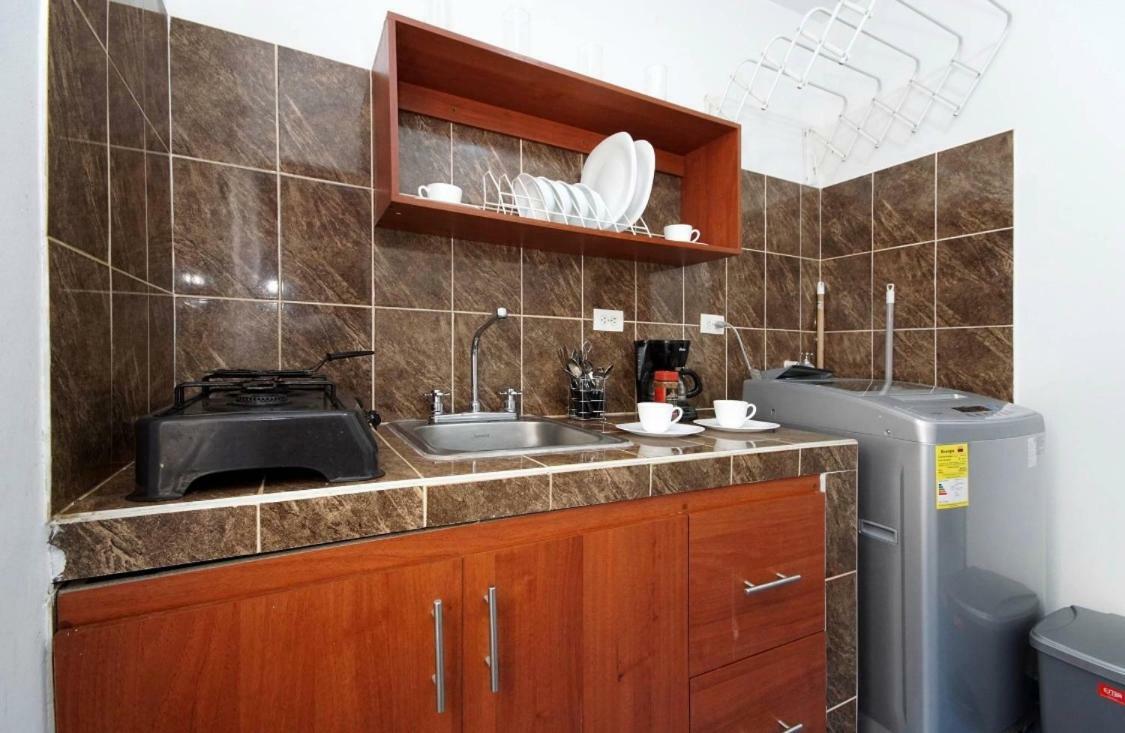 Lujoso Con Aire Acondicionado Apartamento Cali