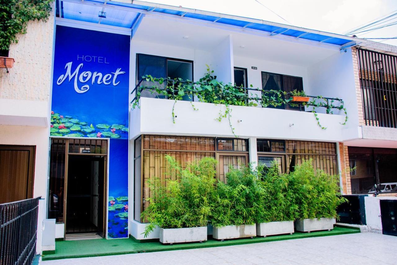 Monet 2*
