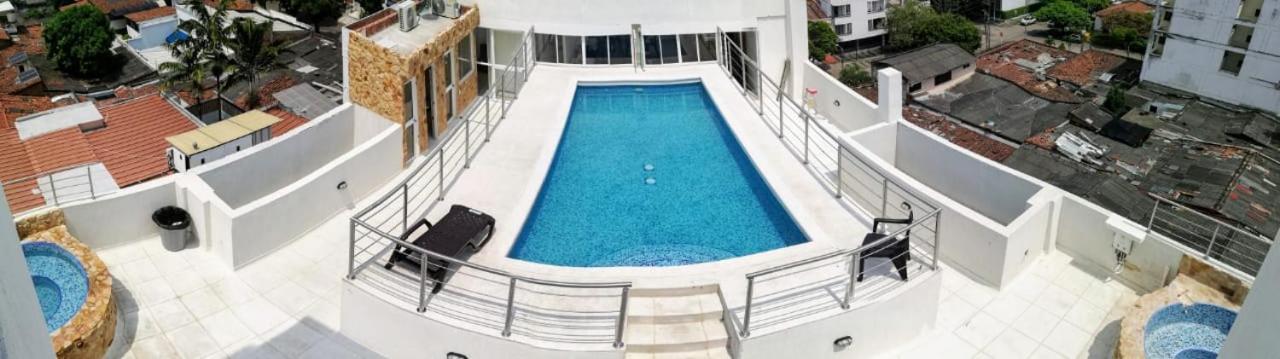 Hotel Aparta La Flora 5*