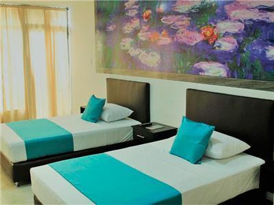 Monet Hotel 2*