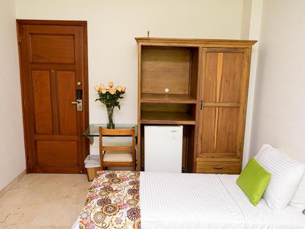 Hotel Castellana Real