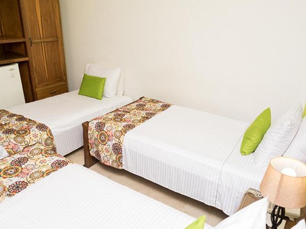 Hotel Castellana Real *