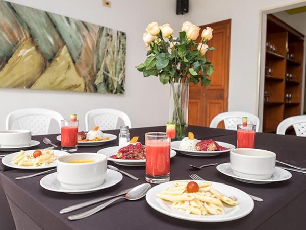 Hotel Castellana Real *