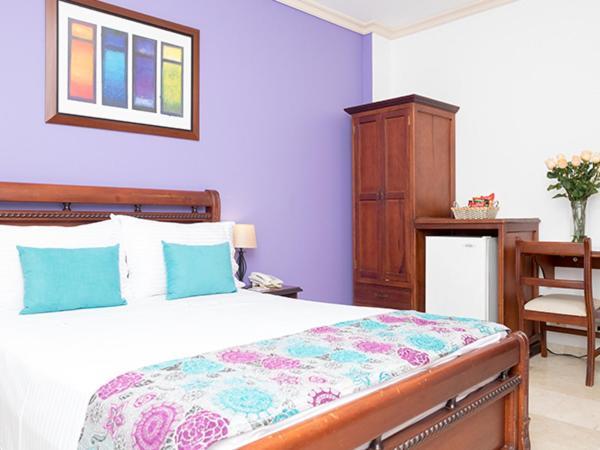 Hotel Castellana Real