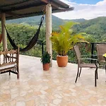 Leona Casa Glamping