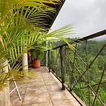 Leona Casa Glamping