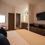Cali River Suites By Yellowkey Capital