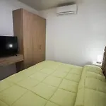 205-HERMOSO APARTA ESTUDIO MODERNO EN Granada