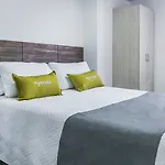 Hotel Los Maderos