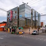 Ayenda Apartahotel Torres de Cristal