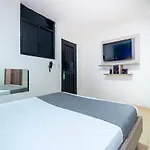 Ayenda Apartahotel Torres de Cristal