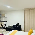 Aparta Suites Granada Suites Cali